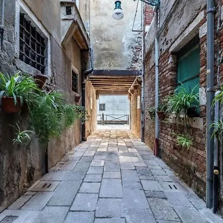 Lejlighed Fuer 4 Personen Ca 70 Qm In Venedig, Adriakueste Italien Und Umgebung Venedig